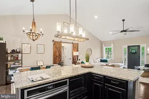 229 Colebrook Rd, Fredericksburg, VA 22405 - Photo 9