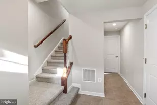 515 Streamview Dr, Fredericksburg, VA 22405 - Photo 9