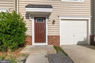515 Streamview Dr, Fredericksburg, VA 22405 - Photo 3