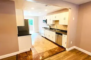 404 Potomac Hills Dr, Stafford, VA 22554 - Photo 5