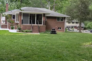 11 Patrick Henry St, Fredericksburg, VA 22405 - Photo 3