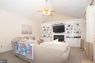 32 Monument Dr, Stafford, VA 22554 - Photo 3