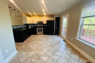 400 Munsons Hill Ct, Stafford, VA 22554 - Photo 7