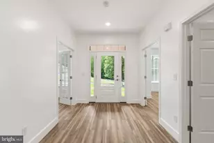 24 Rita Ln, Fredericksburg, VA 22405 - Photo 9