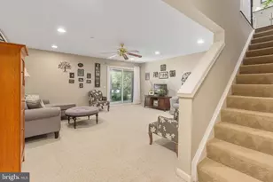 332 Bridgewater Cir, Fredericksburg, VA 22406 - Photo 41