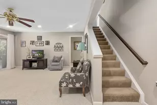 332 Bridgewater Cir, Fredericksburg, VA 22406 - Photo 49