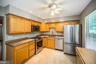 105 Staunton Ct, Stafford, VA 22554 - Photo 9
