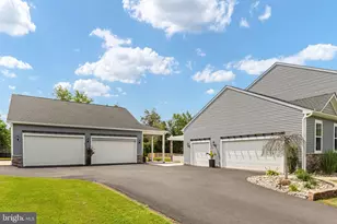 215 Saddle Ridge Ln, Fredericksburg, VA 22406 - Photo 5