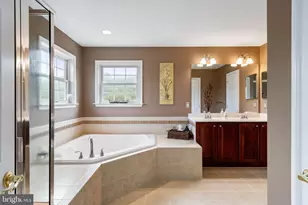 20 Gibson Dr, Fredericksburg, VA 22406 - Photo 7