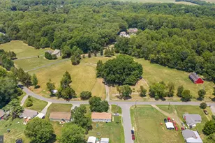 305 Chapel Green Rd, Fredericksburg, VA 22405 - Photo 1