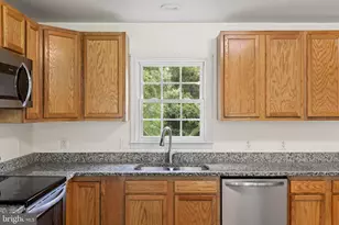 281 Truslow Rd, Fredericksburg, VA 22405 - Photo 5
