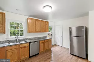 281 Truslow Rd, Fredericksburg, VA 22405 - Photo 7