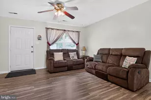 9 Breezy Hill Dr, Stafford, VA 22556 - Photo 3