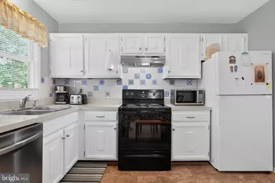 9 Breezy Hill Drive, Stafford, VA 22556 - Photo 7
