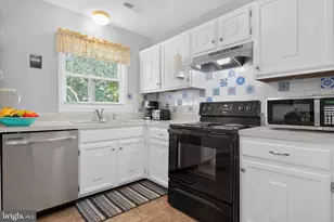 9 Breezy Hill Dr, Stafford, VA 22556 - Photo 5
