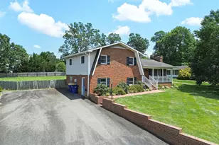 702 Edwards Dr, Fredericksburg, VA 22405 - Photo 3
