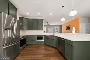 1210 Amherst Ave, Fredericksburg, VA 22405 - Photo 11