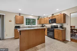 76 Cardinal Forest Dr, Fredericksburg, VA 22406 - Photo 25