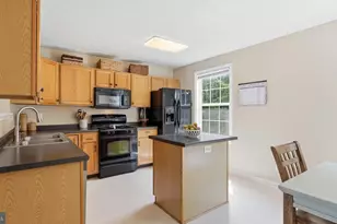407 Clint Ln, Fredericksburg, VA 22405 - Photo 3