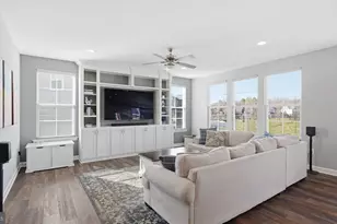 424 Daylily Ln, Stafford, VA 22554 - Photo 3