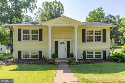 665 Holly Corner Rd, Fredericksburg, VA 22406 - Photo 5