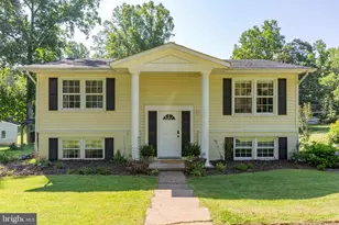 665 Holly Corner Rd, Fredericksburg, VA 22406 - Photo 5