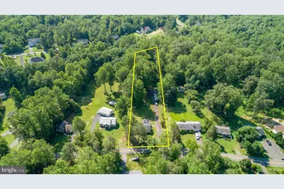 665 Holly Corner Rd, Fredericksburg, VA 22406 - Photo 3