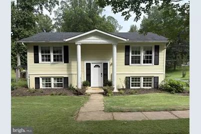 665 Holly Corner Rd, Fredericksburg, VA 22406 - Photo 1