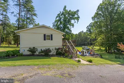 665 Holly Corner Rd, Fredericksburg, VA 22406 - Photo 43