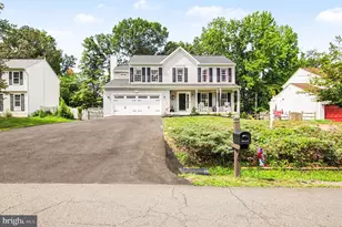 59 Briarwood Dr, Fredericksburg, VA 22405 - Photo 3