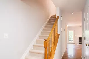413 Lakeview Ct, Stafford, VA 22554 - Photo 3