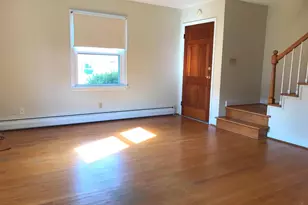300 Claiborne Ave, Fredericksburg, VA 22405 - Photo 11