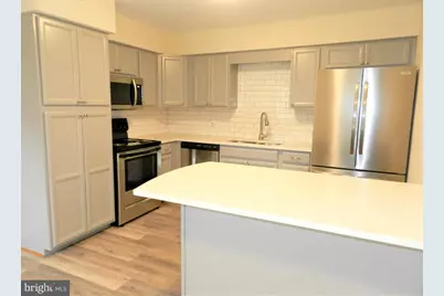 300 Claiborne Avenue #4, Fredericksburg, VA 22405 - Photo 3