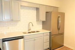300 Claiborne Ave, Fredericksburg, VA 22405 - Photo 7