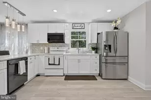 212 Pepper Tree Ln, Stafford, VA 22554 - Photo 9