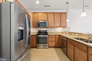 173 Hyannis Pl, Fredericksburg, VA 22406 - Photo 9
