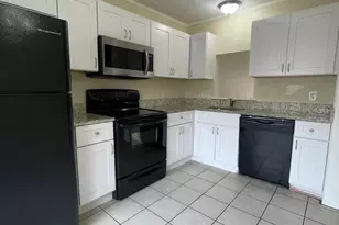 405 Windsor Ridge Ct, Fredericksburg, VA 22405 - Photo 7