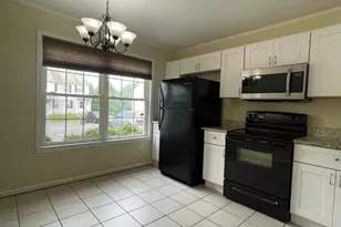 405 Windsor Ridge Ct, Fredericksburg, VA 22405 - Photo 5