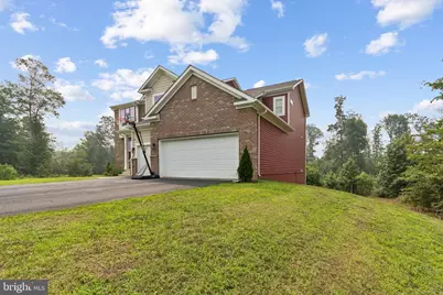 717 Long Meadow Drive, Fredericksburg, VA 22406 - Photo 3