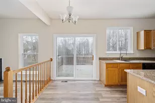8 Newport Ct, Stafford, VA 22554 - Photo 11