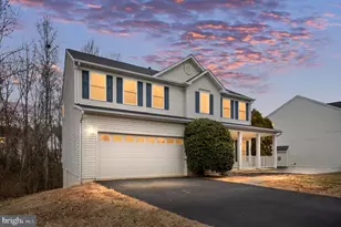 8 Newport Ct, Stafford, VA 22554 - Photo 3
