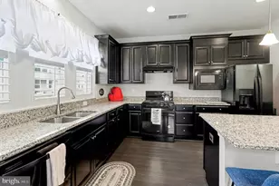 12 Pensacola St, Fredericksburg, VA 22406 - Photo 9