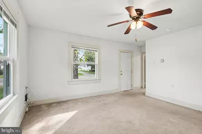 302 E Chatham Street, Fredericksburg, VA 22405 - Photo 3