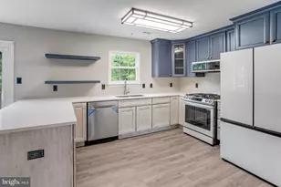 906 Kings Crest Dr, Stafford, VA 22554 - Photo 11