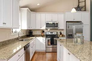 5 Rectory Dr, Stafford, VA 22554 - Photo 3