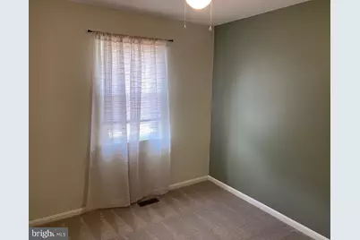 1210 Thomas Jefferson Place, Fredericksburg, VA 22405 - Photo 5