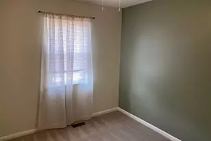 1210 Thomas Jefferson Pl, Fredericksburg, VA 22405 - Photo 5