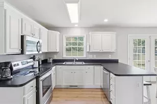 9 Pebble Pl, Fredericksburg, VA 22405 - Photo 11