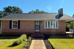 205 Maple St, Fredericksburg, VA 22405 - Photo 3