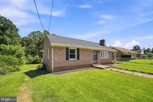 205 Maple St, Fredericksburg, VA 22405 - Photo 3
